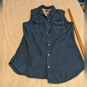 Columbia PFG Sleeveless Button-Up Top